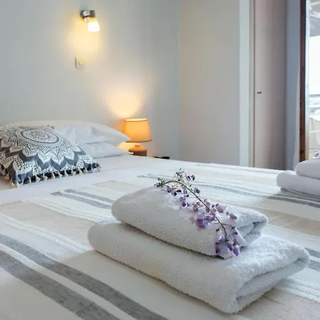 - Seaside Getaways With Pool Barbati