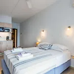 - Seaside Getaways With Pool