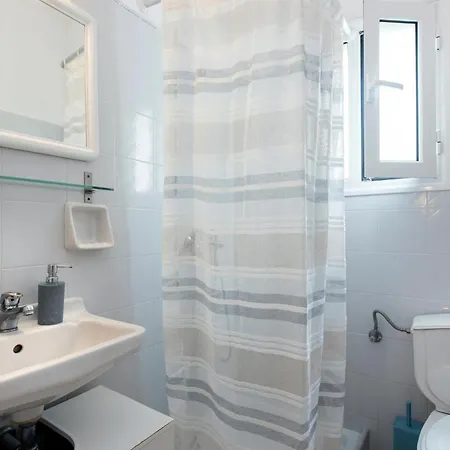 - Seaside Getaways With Pool Daire *