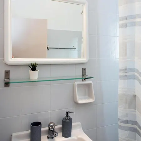 - Seaside Getaways With Pool Daire *
